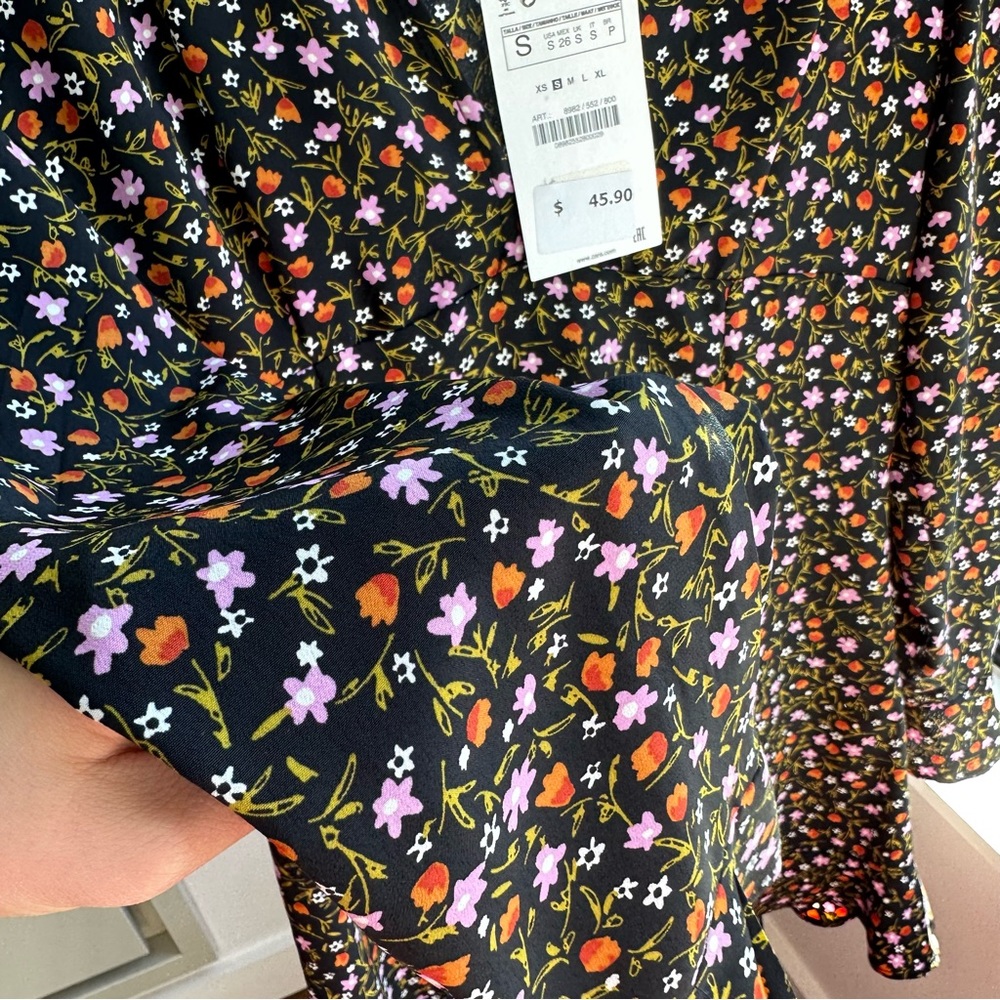 Floral Mini! - Picture 4 of 8